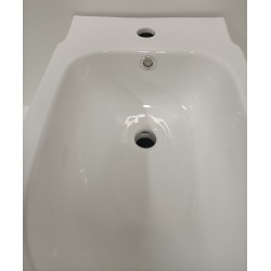 Závesný bidet OVALE BASSO