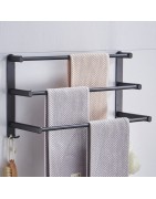 Poličky a vešiaky pre Vašu kúpeľňu